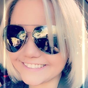 Meet your Posher, Bethany